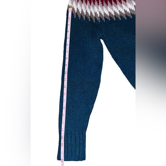 American Eagle AEO Teal Knit Pullover Sweater Fair Isle - Picture 6 of 11